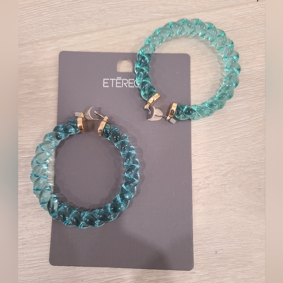 Etereo Turquoise Hoop Earings - Picture 2 of 3